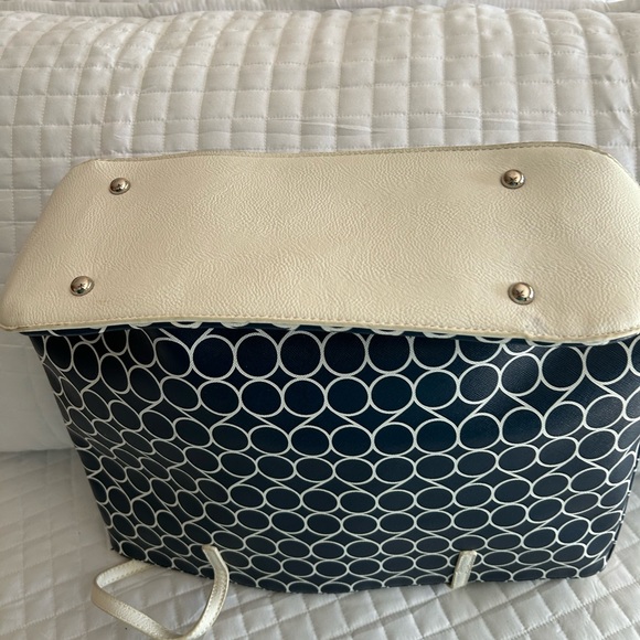 Beautiful tote bag used just like new - Picture 3 of 3